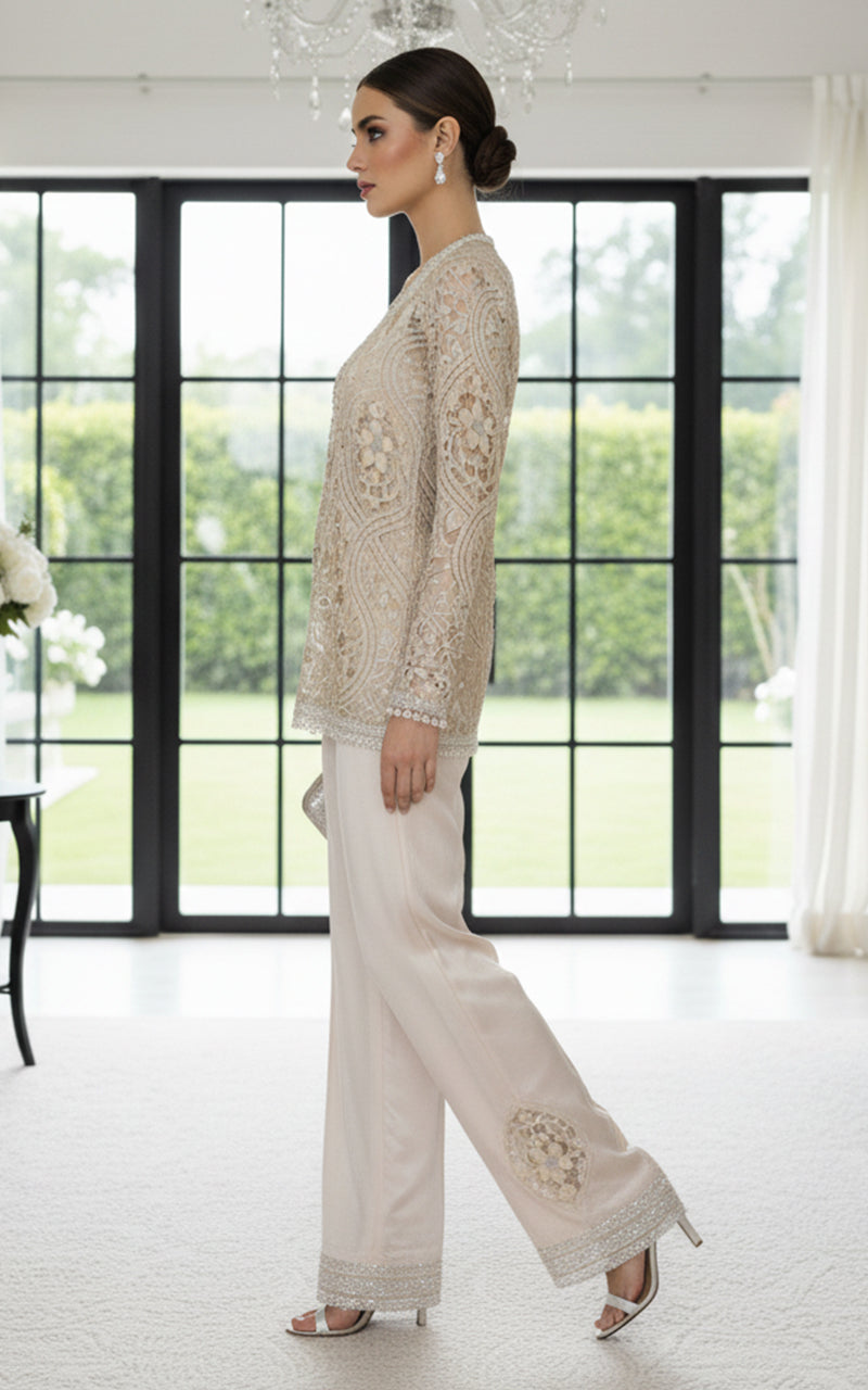 Unstitched Champagne Elan