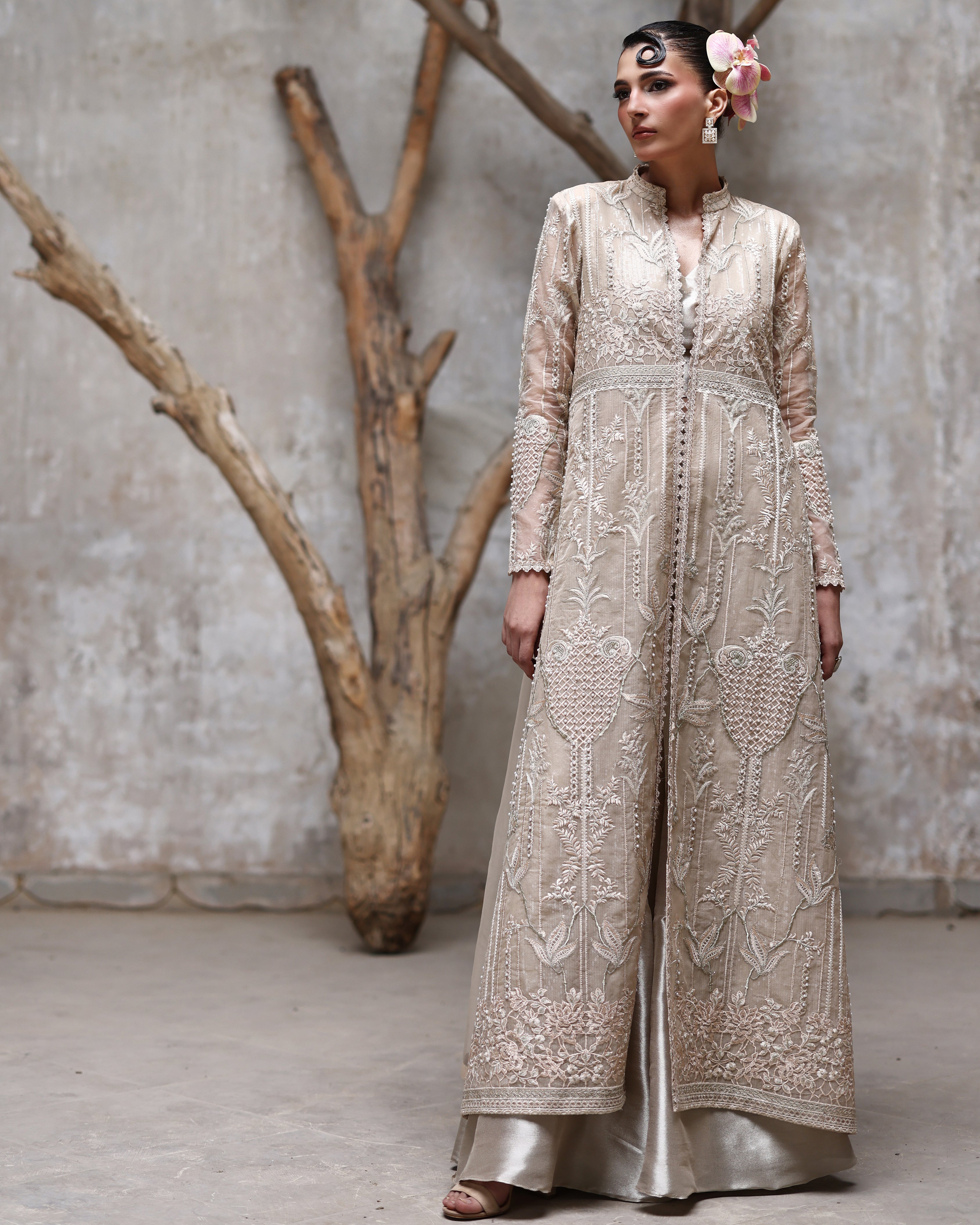 Unstitched Aabroo Jacket and Gharara Set