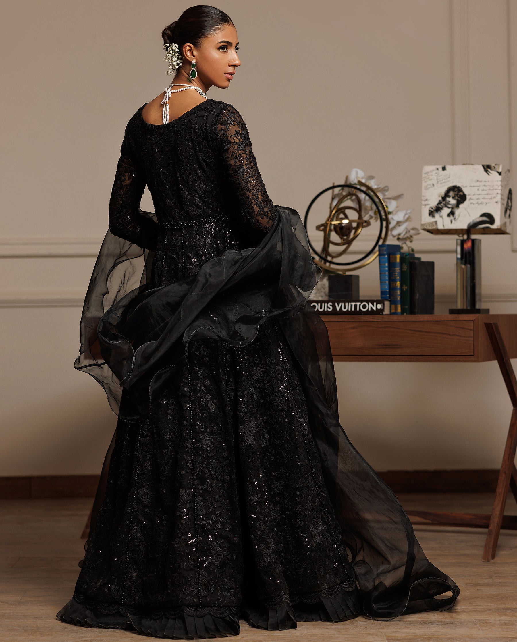 Unstitched Raven Dazzle
