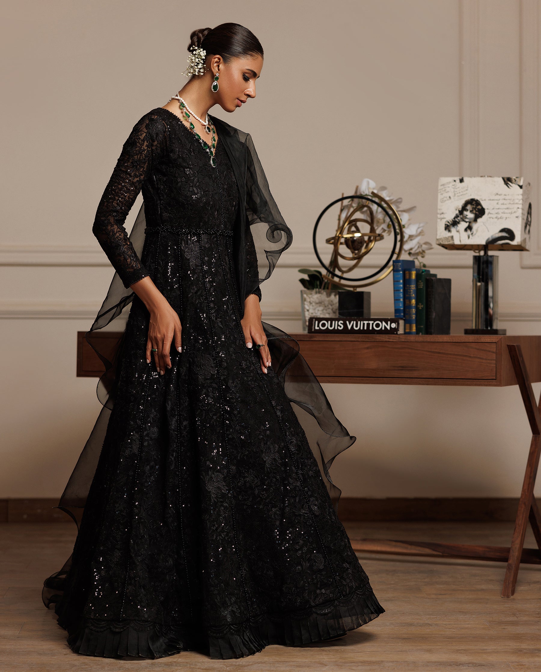 Unstitched Raven Dazzle
