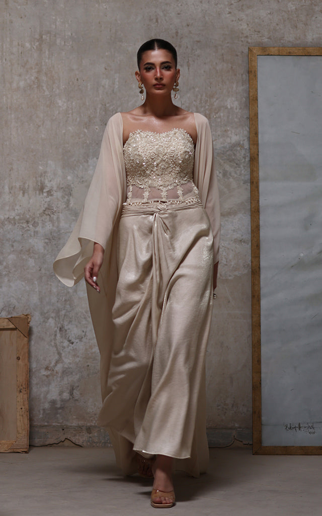 Net Embroidered Blouse With Chiffon Cape And Skirt