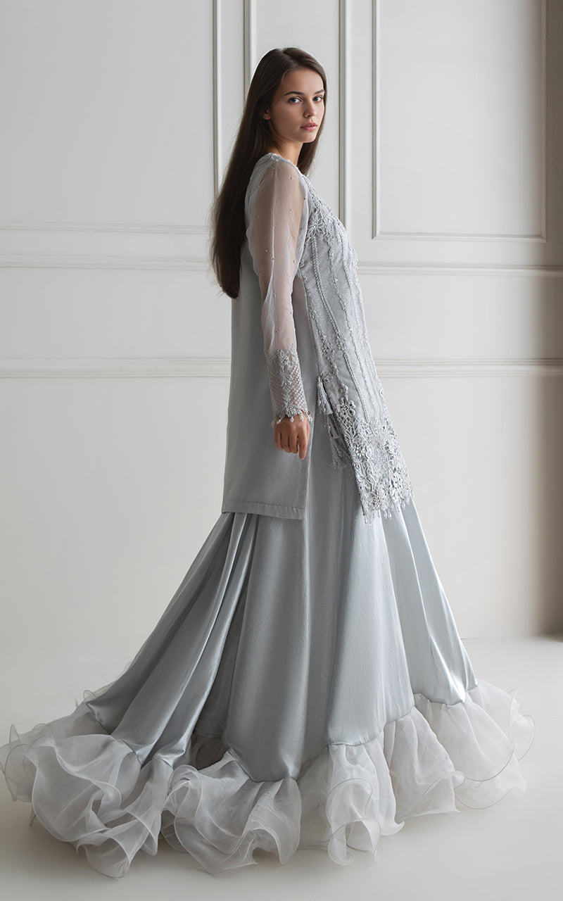 EMBROIDERED SHIRT WITH LEHENGA