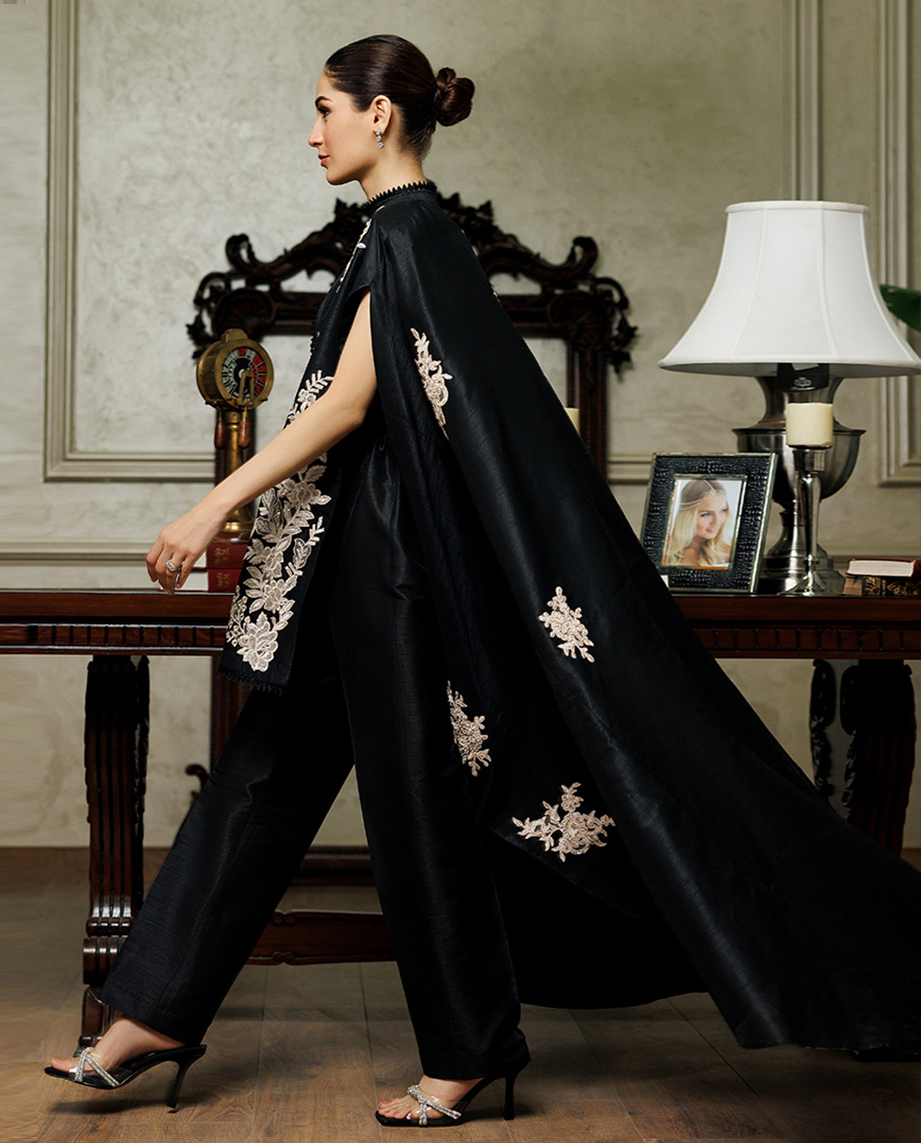Embroidered Cape With Trouser