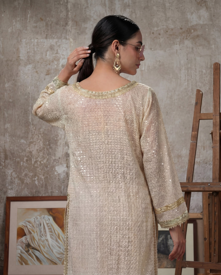 The Gilded Ivory Trousseau