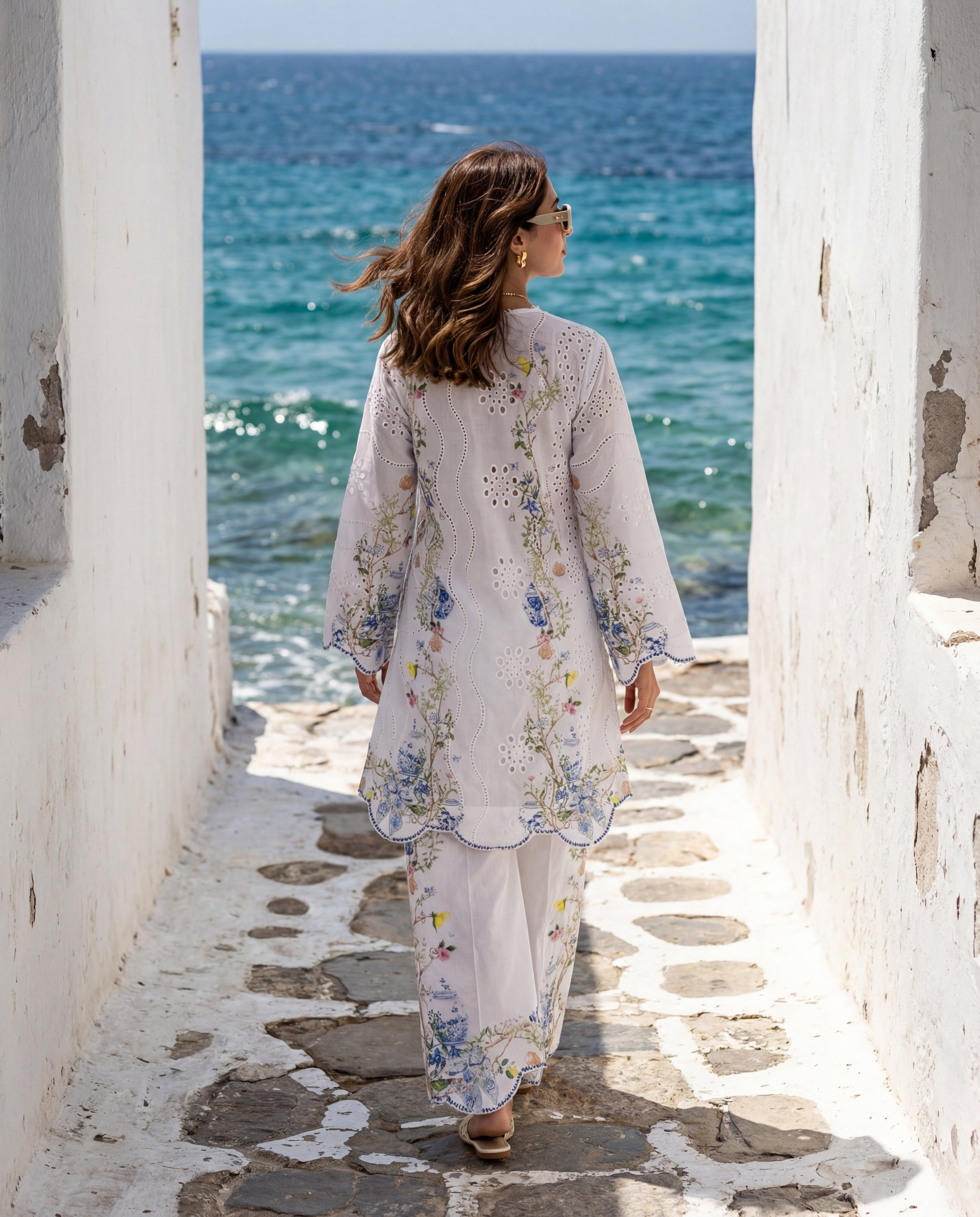 Azure Bloom Eyelet Ensemble (RTW 2PC)