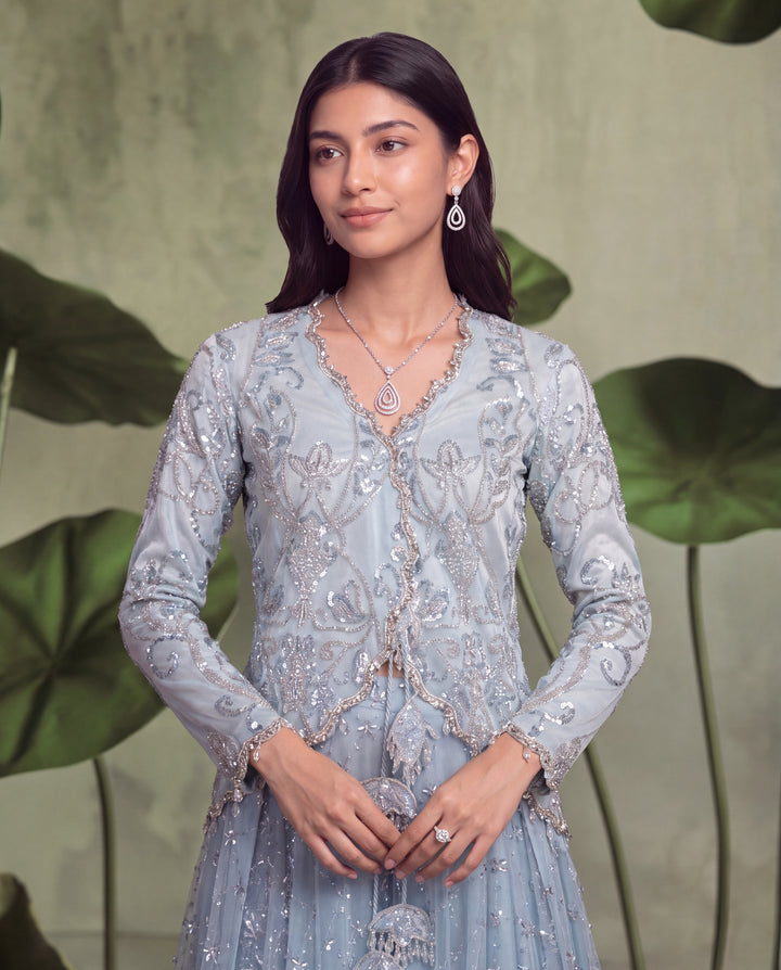 Unstitched Aylin