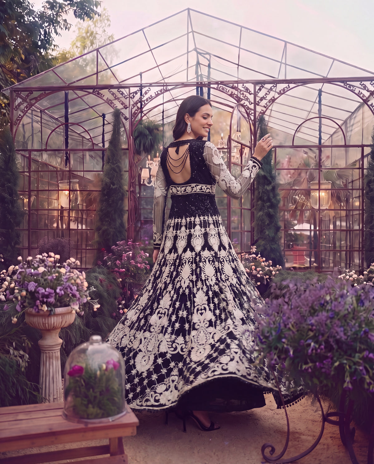 Royal Noir (RTW)