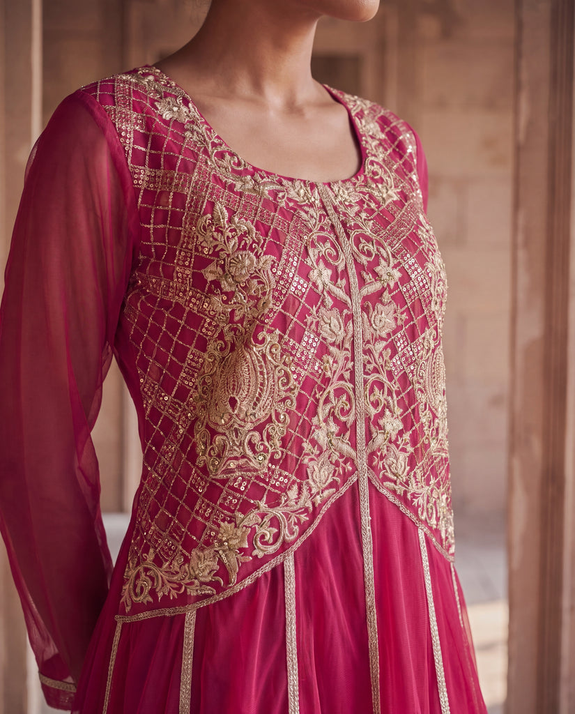 Crimson Noor