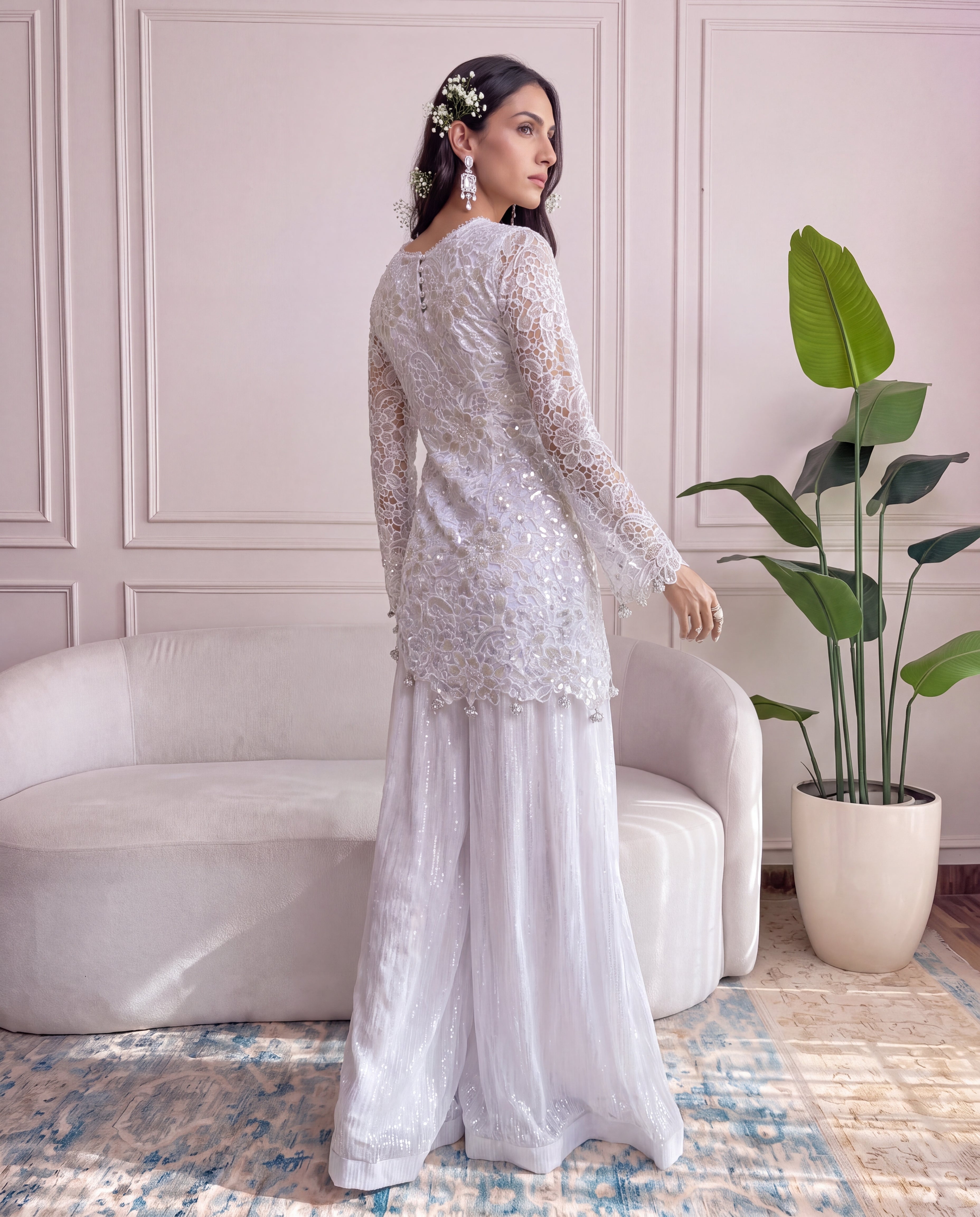 Ivory Elan