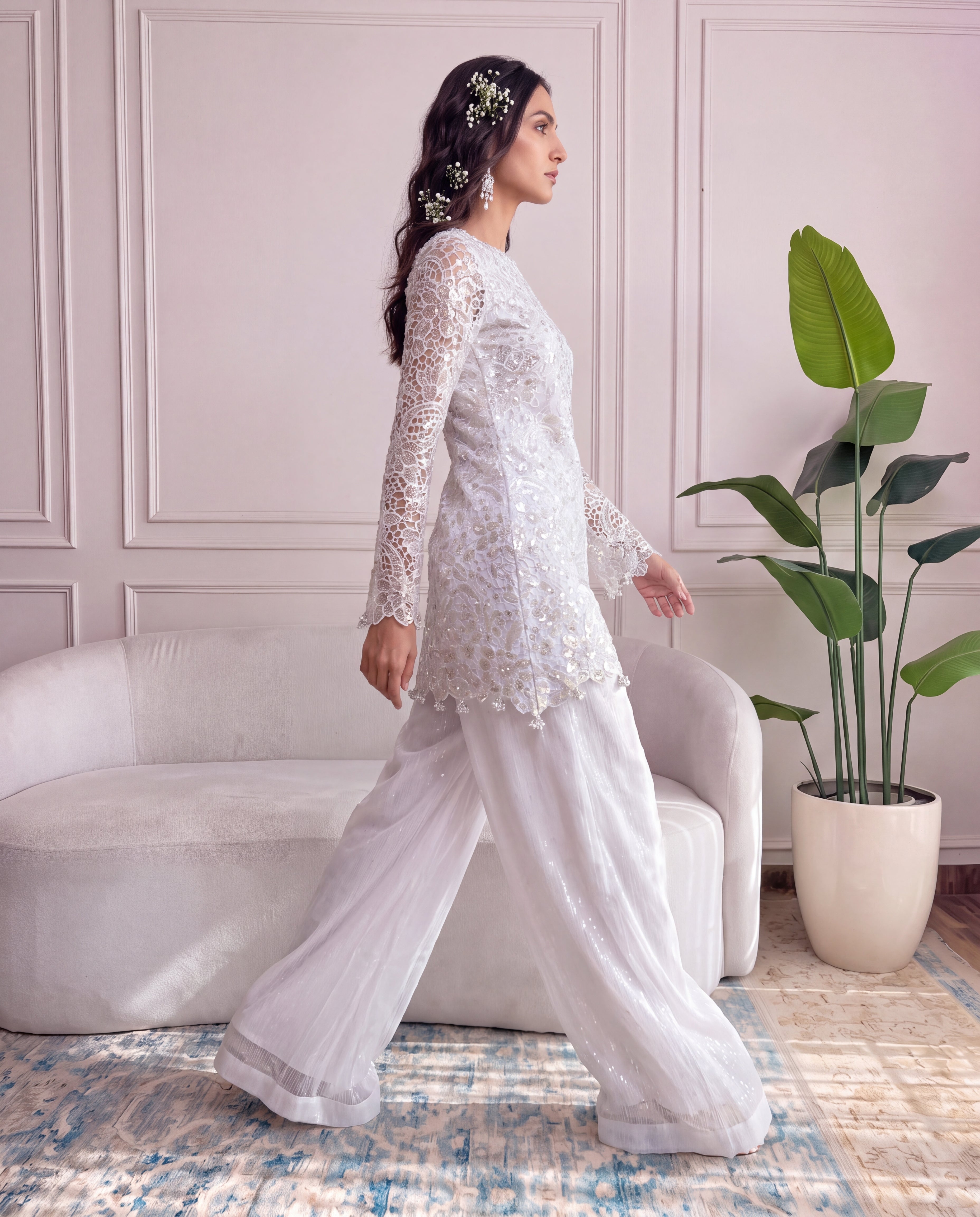 Ivory Elan