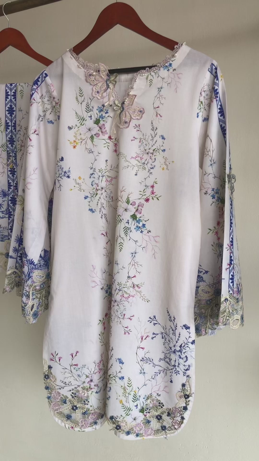 Azure Meadow (RTW 2PC)